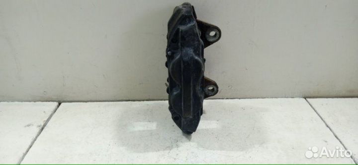 Суппорт передний правый Toyota Land Cruiser Prado