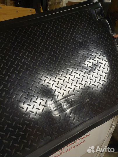 Коврик в багажник