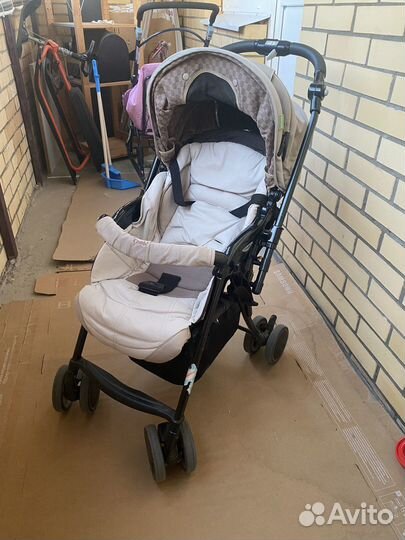 Коляска прогулочная combi granpaseo