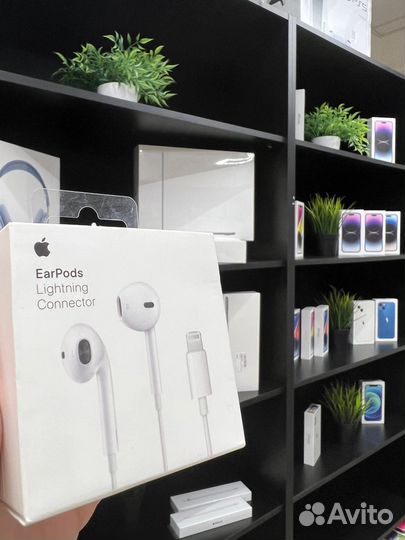 Наушники Apple EarPods Lightning Оригинал Новые