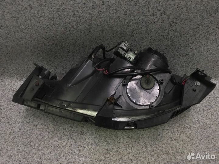 Фара правая Subaru Impreza GH 2007