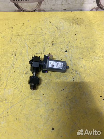 Chevrolet camaro zl1 моторчик управления сидением