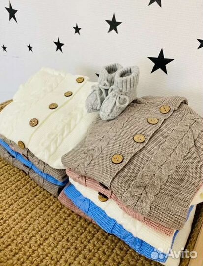 На выписку: вязаные вещи Новые