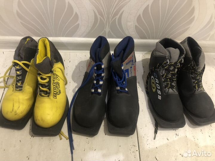 Лыжные ботинки