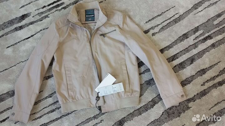 Ветровка мужская новая