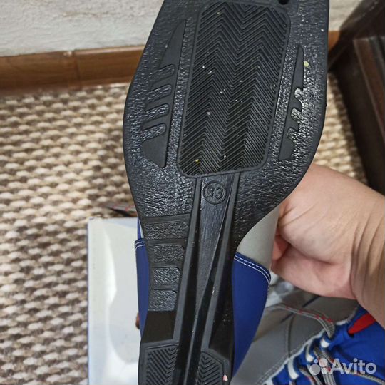 Лыжные ботинки