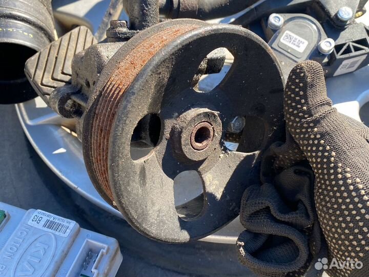 Насос гидроусилителя kia sorento 2009год