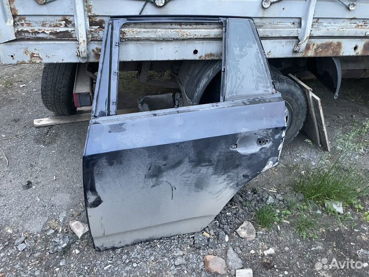 Дверь бмв е83