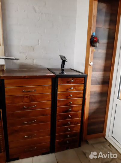 Прилавок / тумба