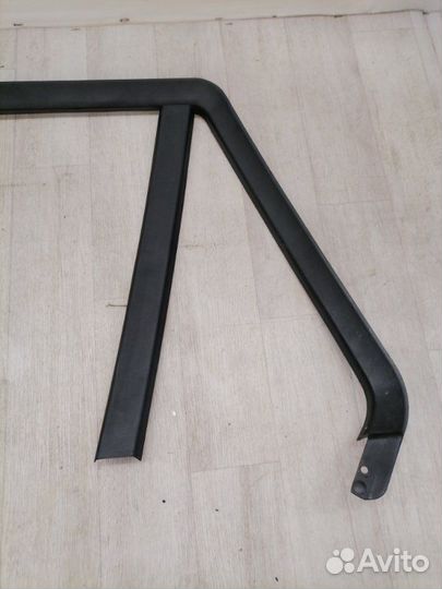 Накладка оконной рамы двери задняя правая Bmw X5