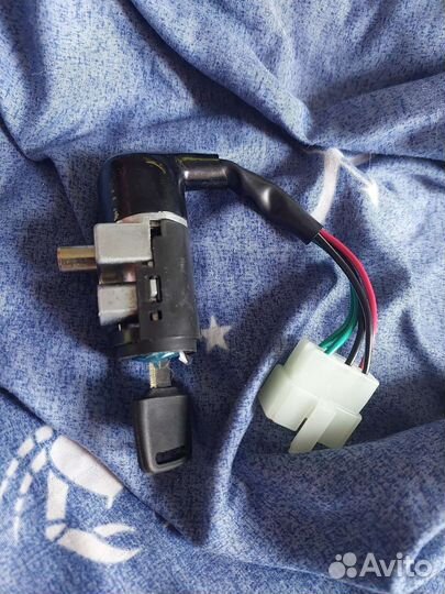 Замок зажигания на скутер Honda dio af 18 -27