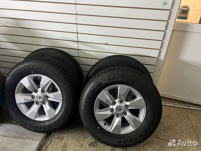 Продам новые оригинальные колеса тойота LC prado