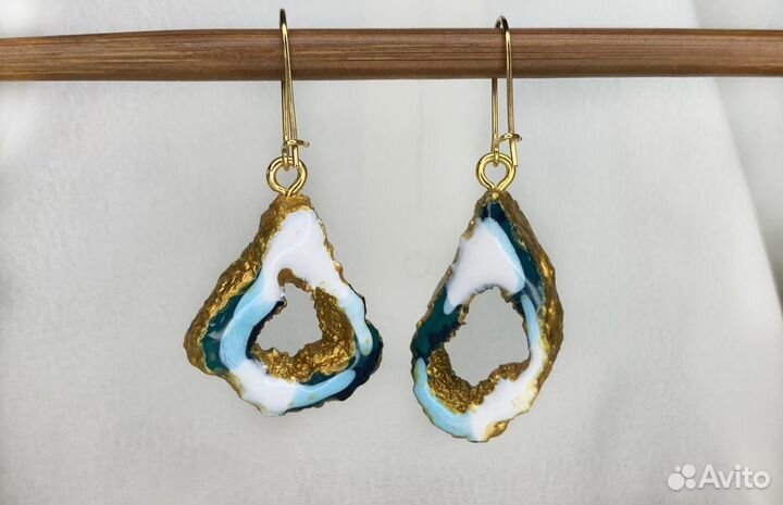 Сережки из эпоксидной смолы. Ручная работа. Камень