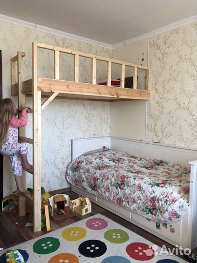 Мебель из массива дерева