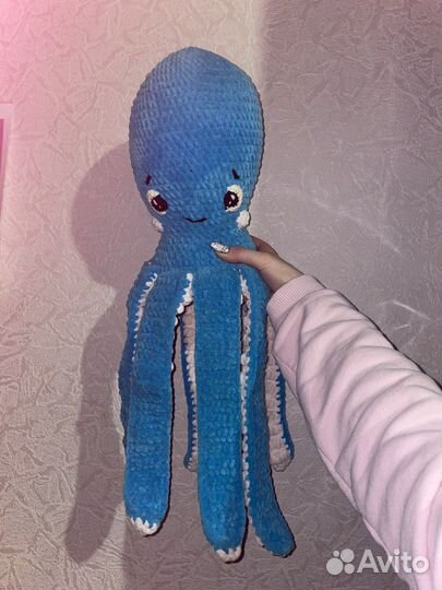 Вязаная игрушка осьминог
