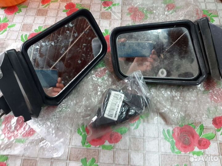 Продам зеркала на 08, 09, 99