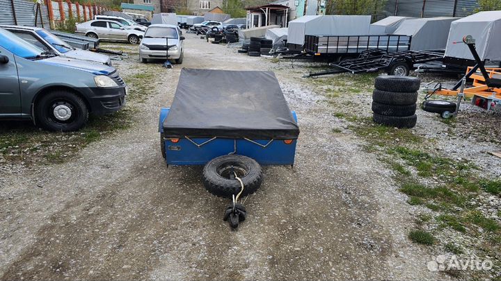 Прицеп к легковому авто,состояние нового