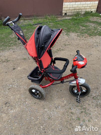 Детский велосипед с ручкой