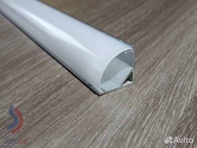 Профиль для светодиодной ленты угловой Казбек16х16