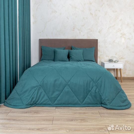 Покрывало новое Эдем синяя птица на диван