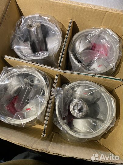 Комплект поршней с кольцами на мотор Toyota 2B