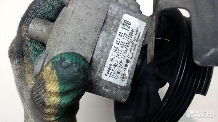 Гур Volvo S80, 2005