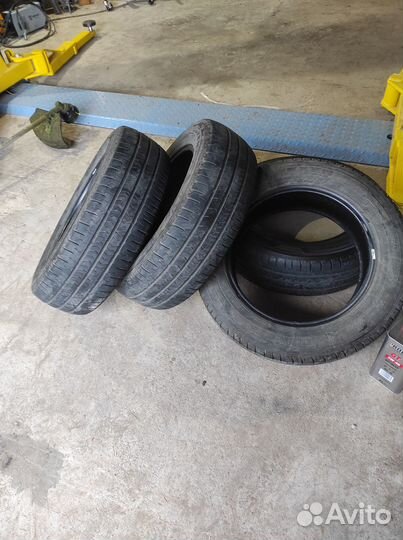 Nexen Roadian CT8 215/65 R17 104T