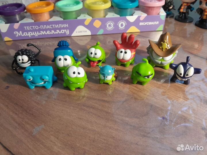 Ам ням фигурки