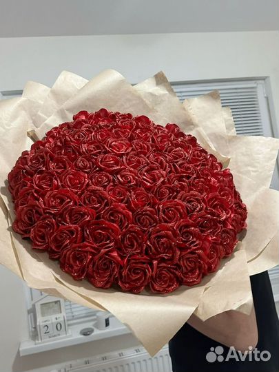 Роза из лент. Подарок маме, девушке