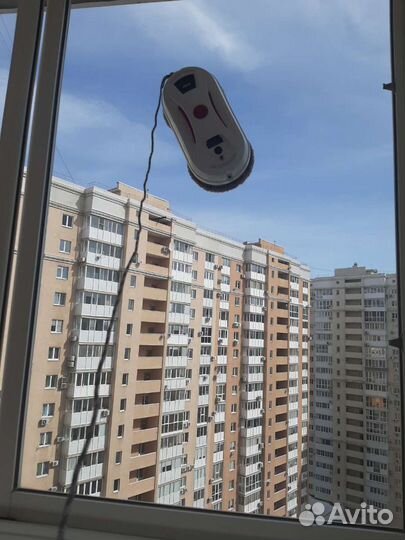 Робот мойщик окон