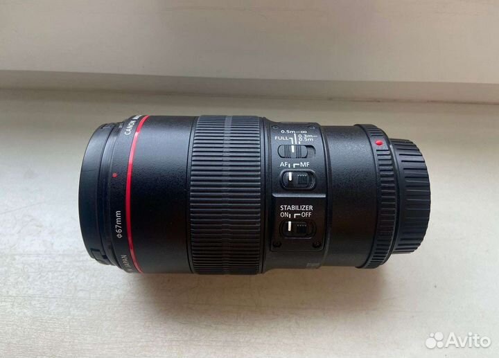 Canon 100mm 2.8 L Macro EF