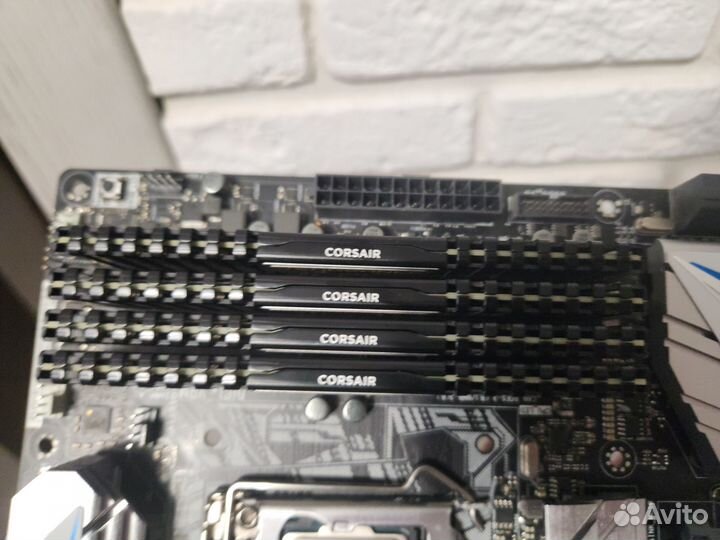 Оперативная память DDR4 4x8 (32GB)