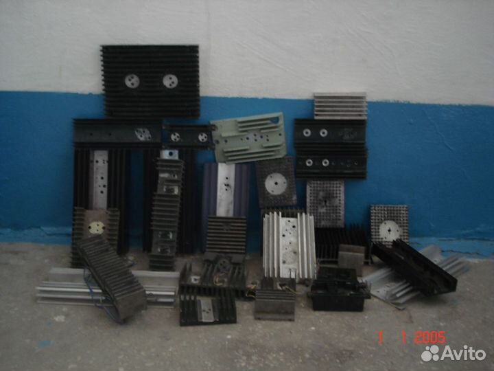 Радиаторы для усилителей,трансформаторы,кондёры