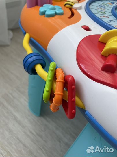 Развивающий стол (музыкальная игрушка)