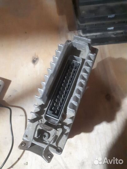 Блок управления двигателя 004 545 41 32 мерседес 1