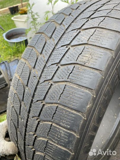 Michelin X-Ice 235/55 R17