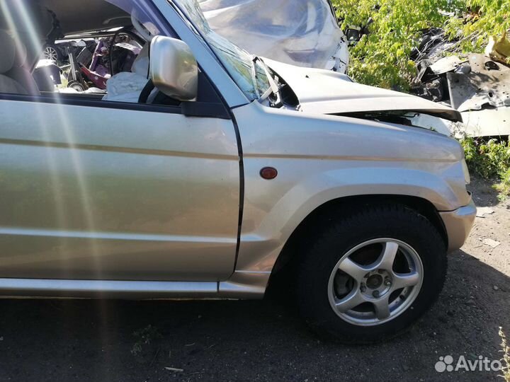 Кузов Митсубиси Паджеро Мини 2