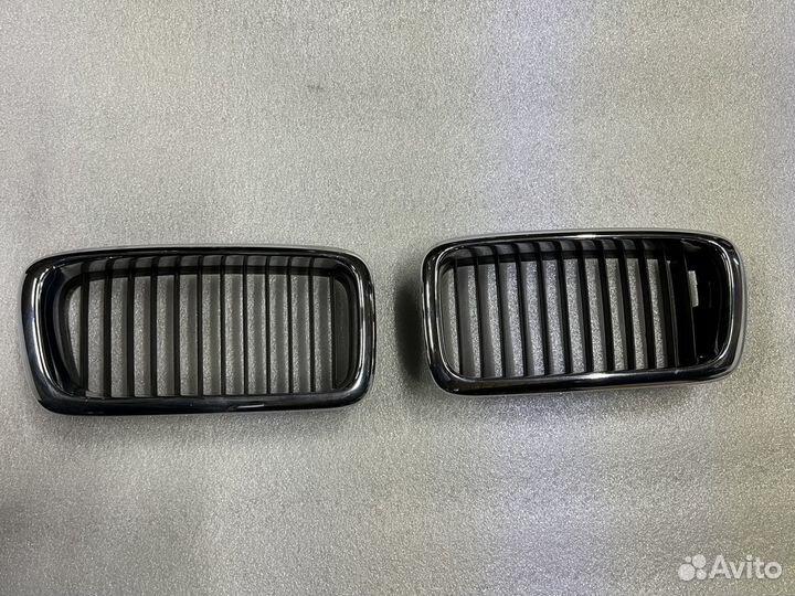 Решетки капота ноздри BMW E38 дорестайлинг