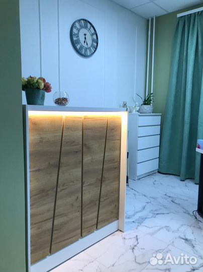 Стойка Ресепшен с Подсветкой