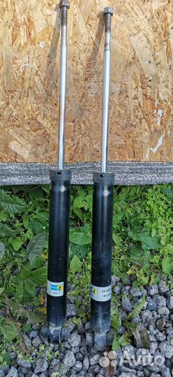 Задние амортизатры toyota corolla 150