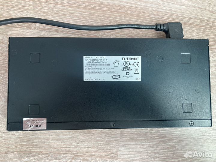 Коммутатор D-link 10/100 Switch DES-1016D и Cisco