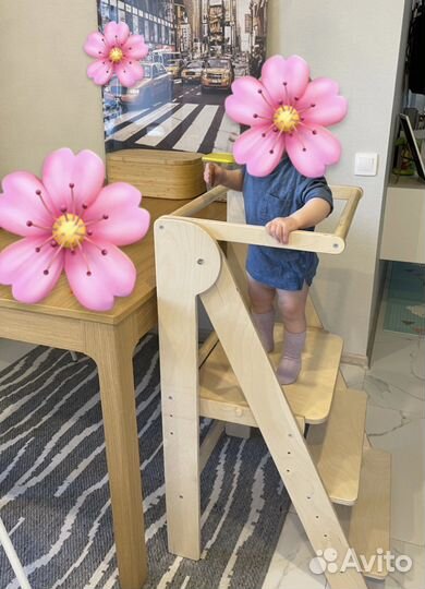 Башня помощника по Монтессори