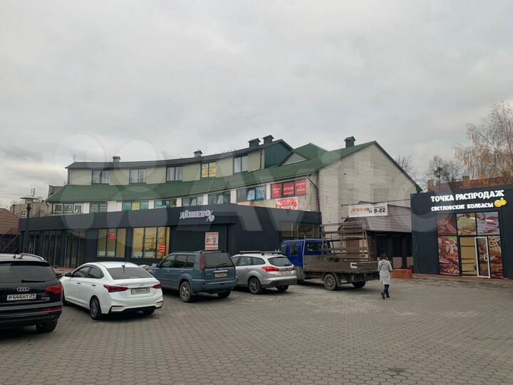 Торговая площадь, 67 м²