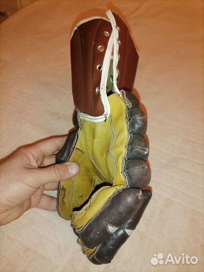 Перчатка вратарская СССР