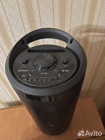 Музыкальная колонка с блютузом и караоке