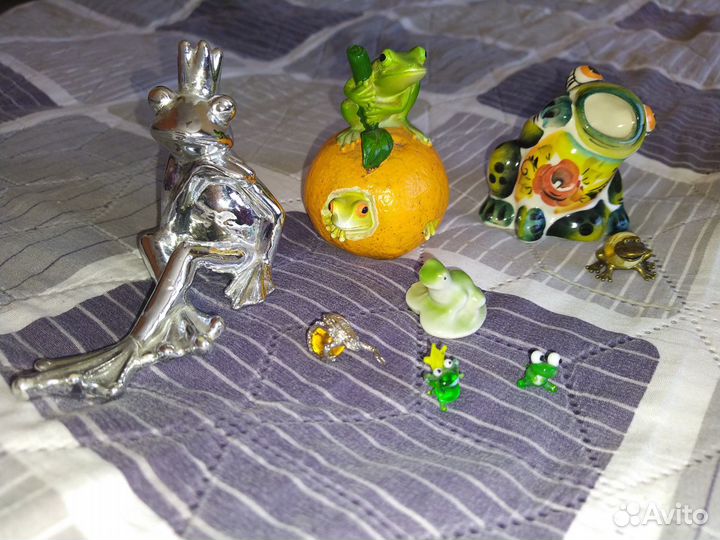 Фигурки статуэтки лягушки коллекция