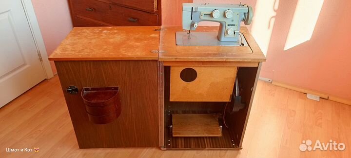 Швейная машинка Подольск 142