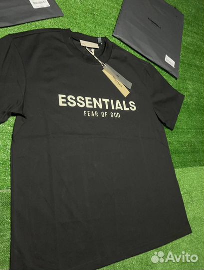 Essentials футболка