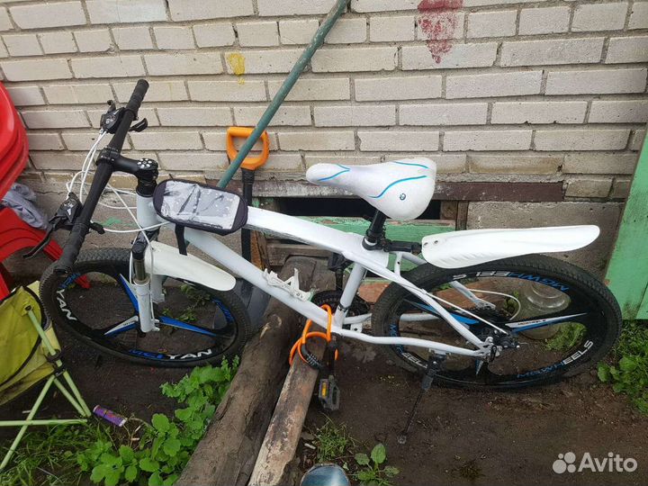Велосипед на литых дисках bmw
