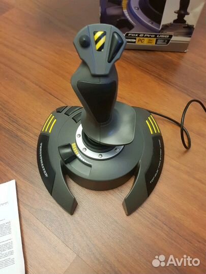 Джойстик ThrustMaster Top Gun Fox 2 Pro USB